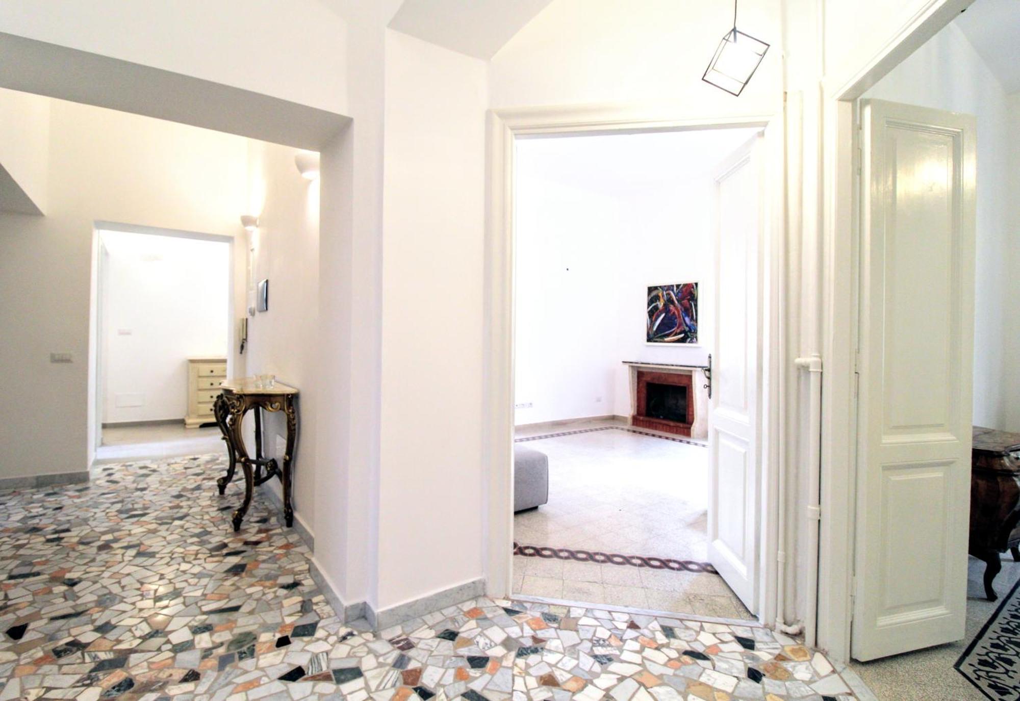 Via Anapo, Eleganza Nel Cuore Di